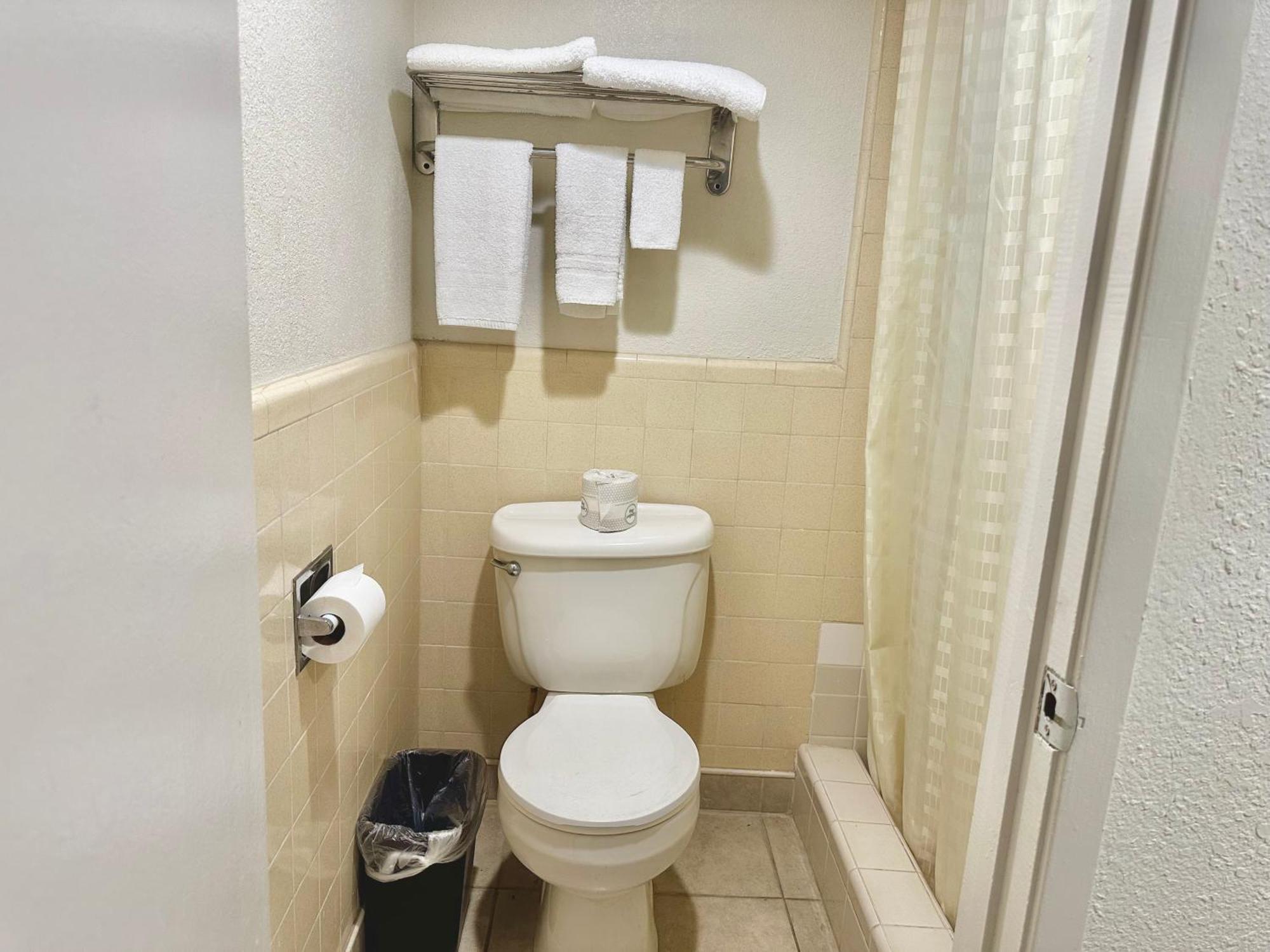 Regency Inn Фресно Екстер'єр фото